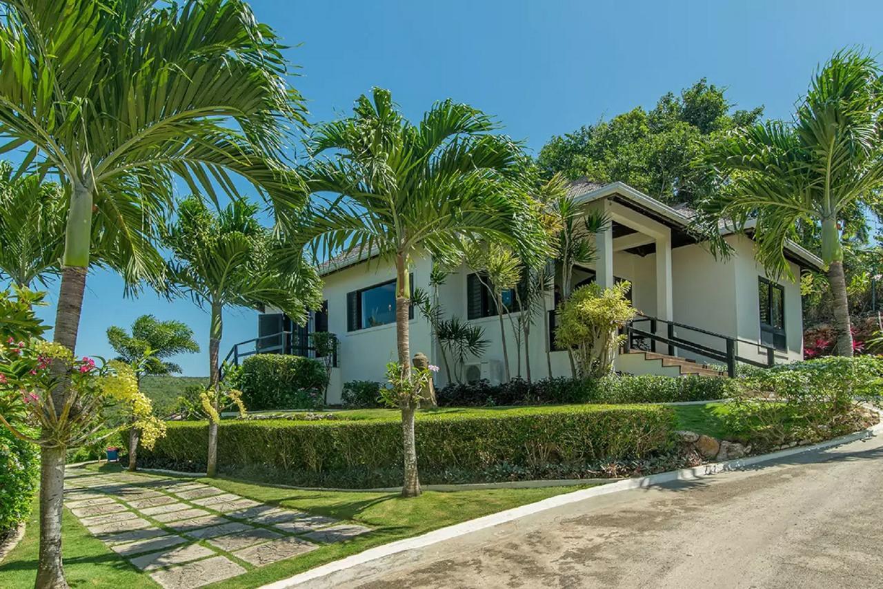 Luxury Villa Sleeps 6, Beach Access, 蒙特哥贝 外观 照片